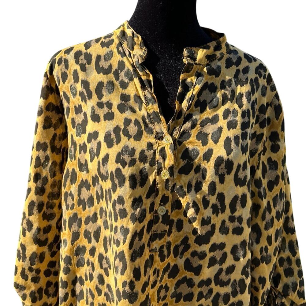 Zabaione Animal Print, Women’s S/M, Boutique V-Neck Roll Up Sleeves Tunic